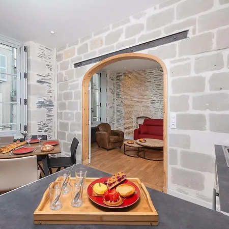 Hypercentre 16 Rue Valdemaine * 앙제