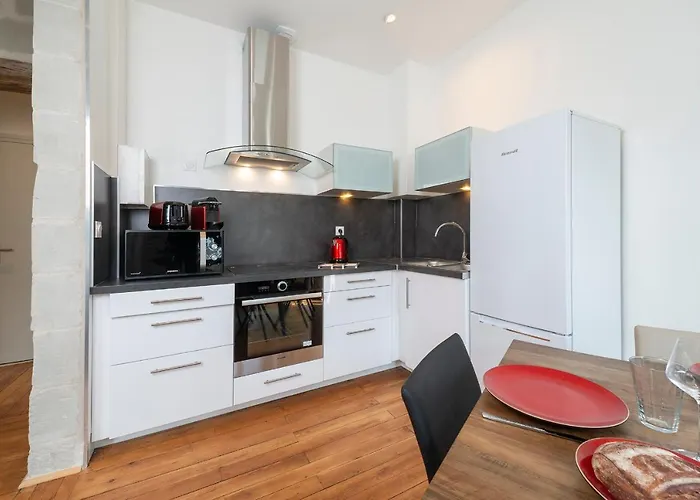 Hyper Centre 16 Rue Valdemaine *